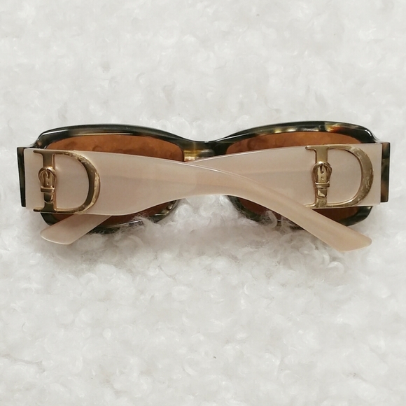 Christian Dior Vintage Sunnies - Picture 5 of 7